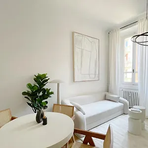 Casa Unica - Typical & Charming - Navigli Ii Apartamento