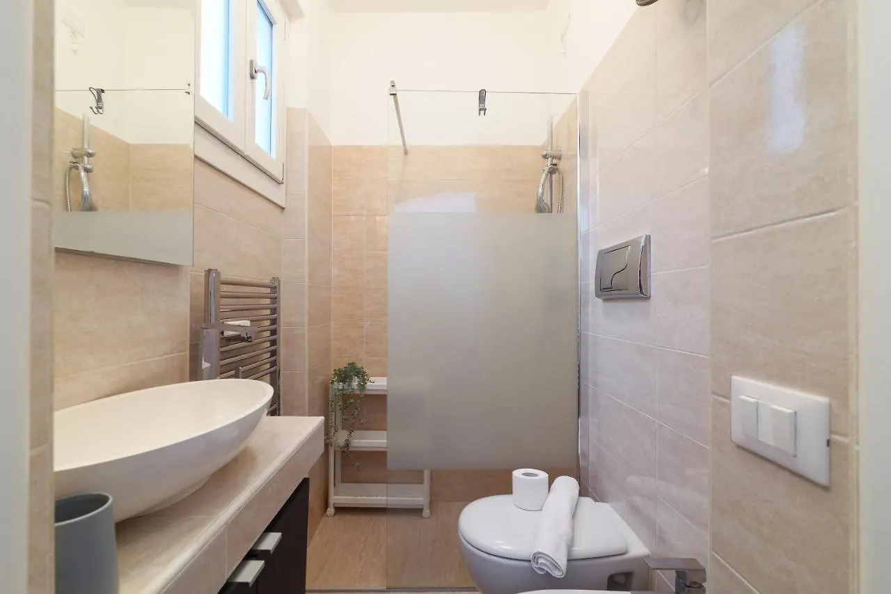 Primopiano - Copernico 10 Apartment Milan 0*,  Italy